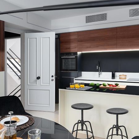 The H Experience - Stylish 2Bd Apt With Balcony In Heraklion Center Esterno foto